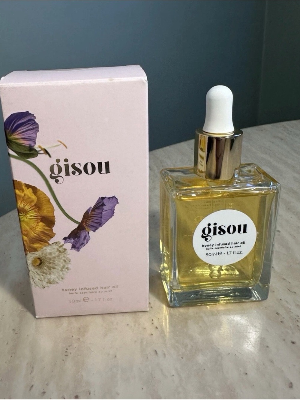 Gisou Honey Infused Hair Oil 1.7
Oz/50ml Shine Hydration Anti-Frizz New In Box
